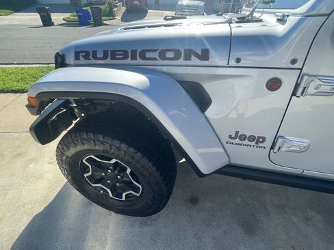 Used 2022 Jeep Gladiator Rubicon w/ LED Lighting Group image 4