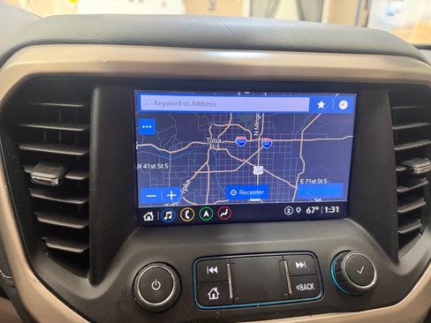 Used 2021 GMC Acadia Denali w/ Denali Ultimate Package image 19