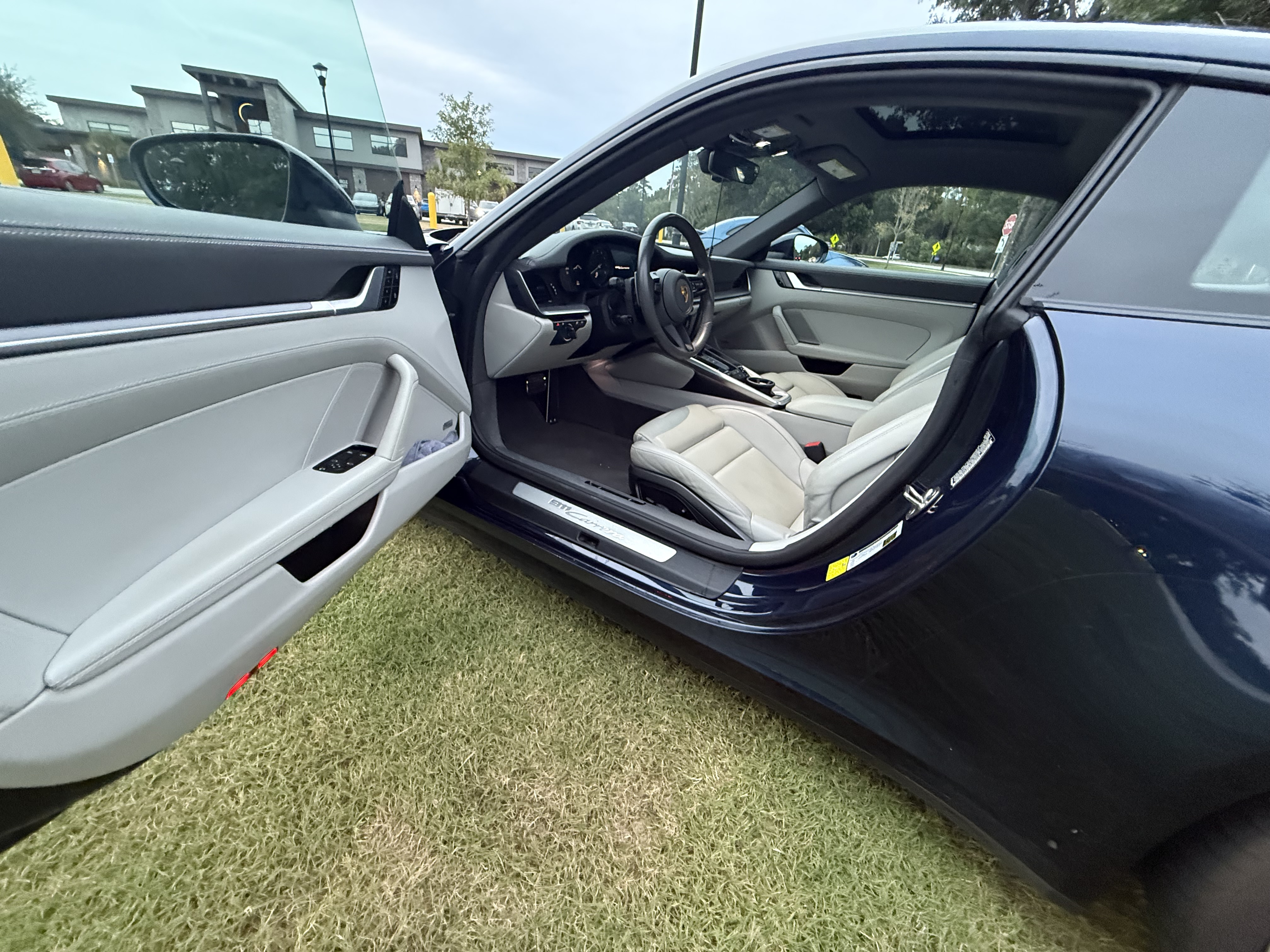 Used 2021 Porsche 911 Carrera image 13