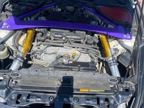 Used 2009 Nissan 370Z Coupe RWD image 8