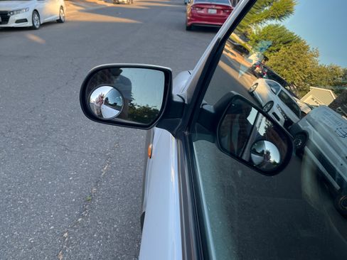 Used 2002 MAZDA Tribute ES image 16