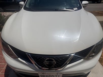 Used 2018 Nissan Rogue Sport SV