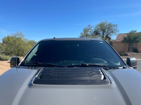 Used 2018 Ford F150 Raptor w/ Equipment Group 802A Luxury image 8