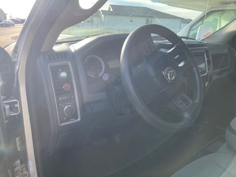 Used 2015 RAM 2500 Tradesman w/ Chrome Appearance Group image 6