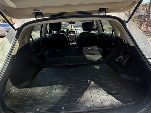 Used 2017 INFINITI QX50 AWD w/ Technology Package image 12