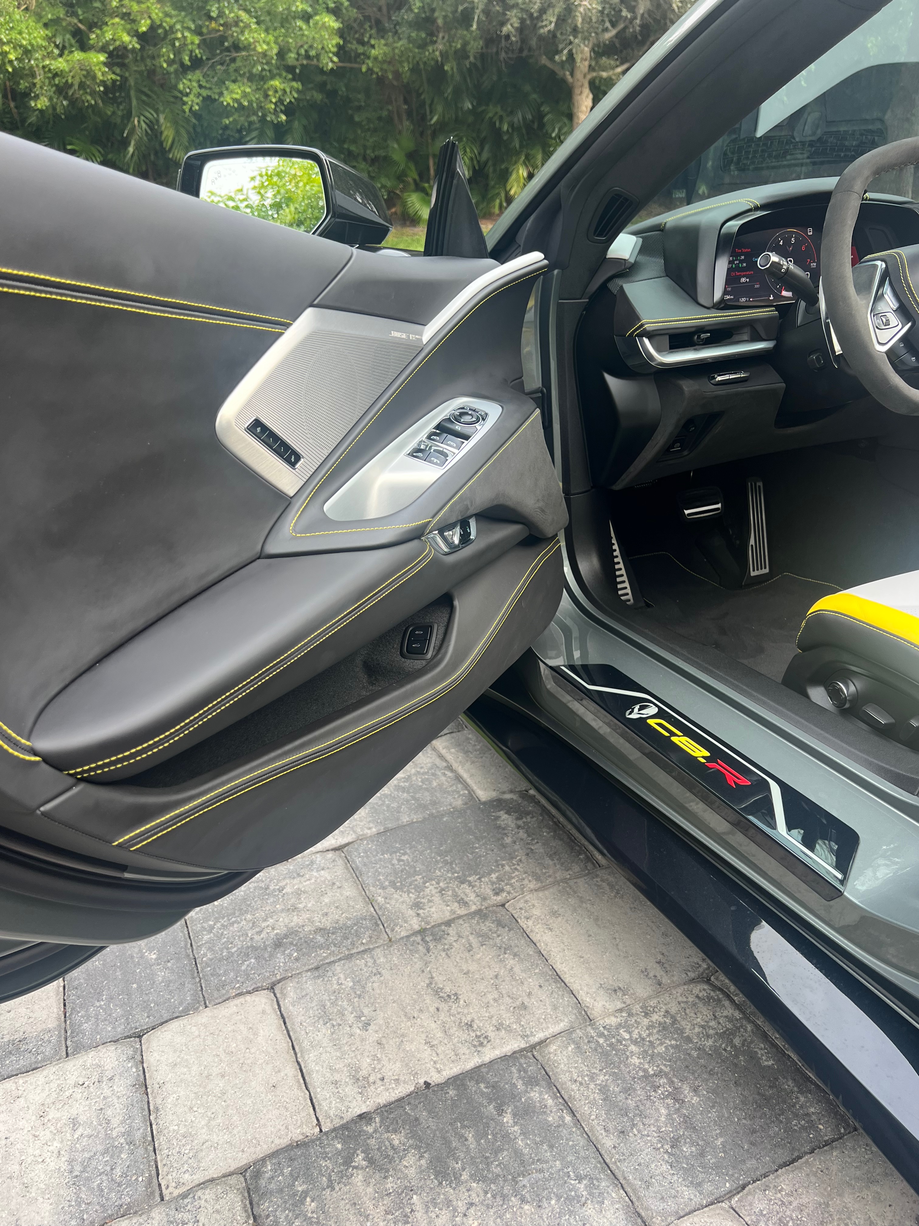 Used 2022 Chevrolet Corvette Stingray Premium Conv RWD image 14