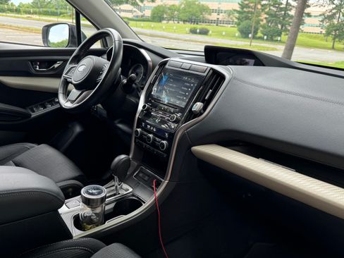 Used 2020 Subaru Ascent Premium w/ Convenience Package AWD/4WD image 12