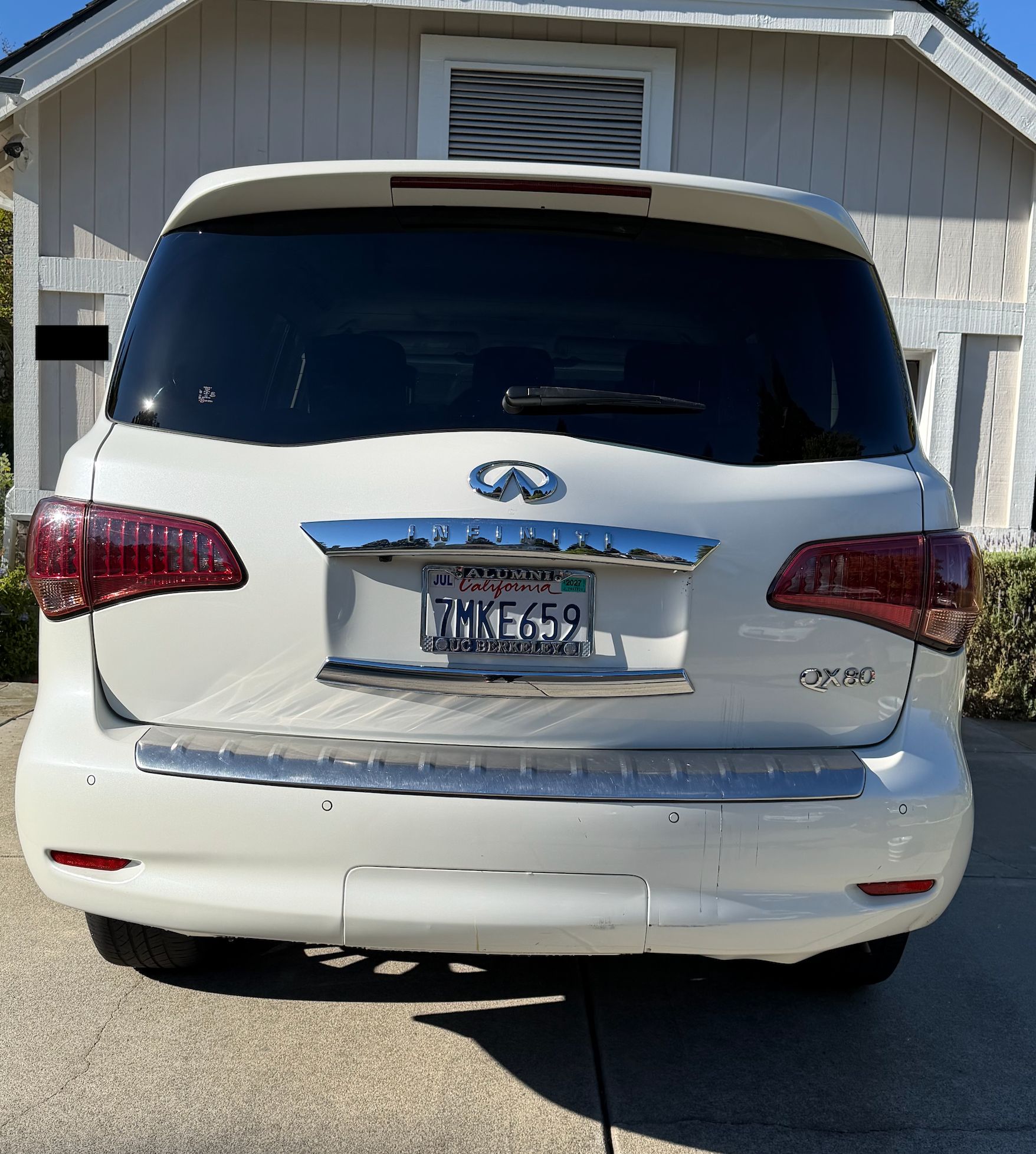 Used 2015 INFINITI QX80 4WD w/ Deluxe Technology Package image 8