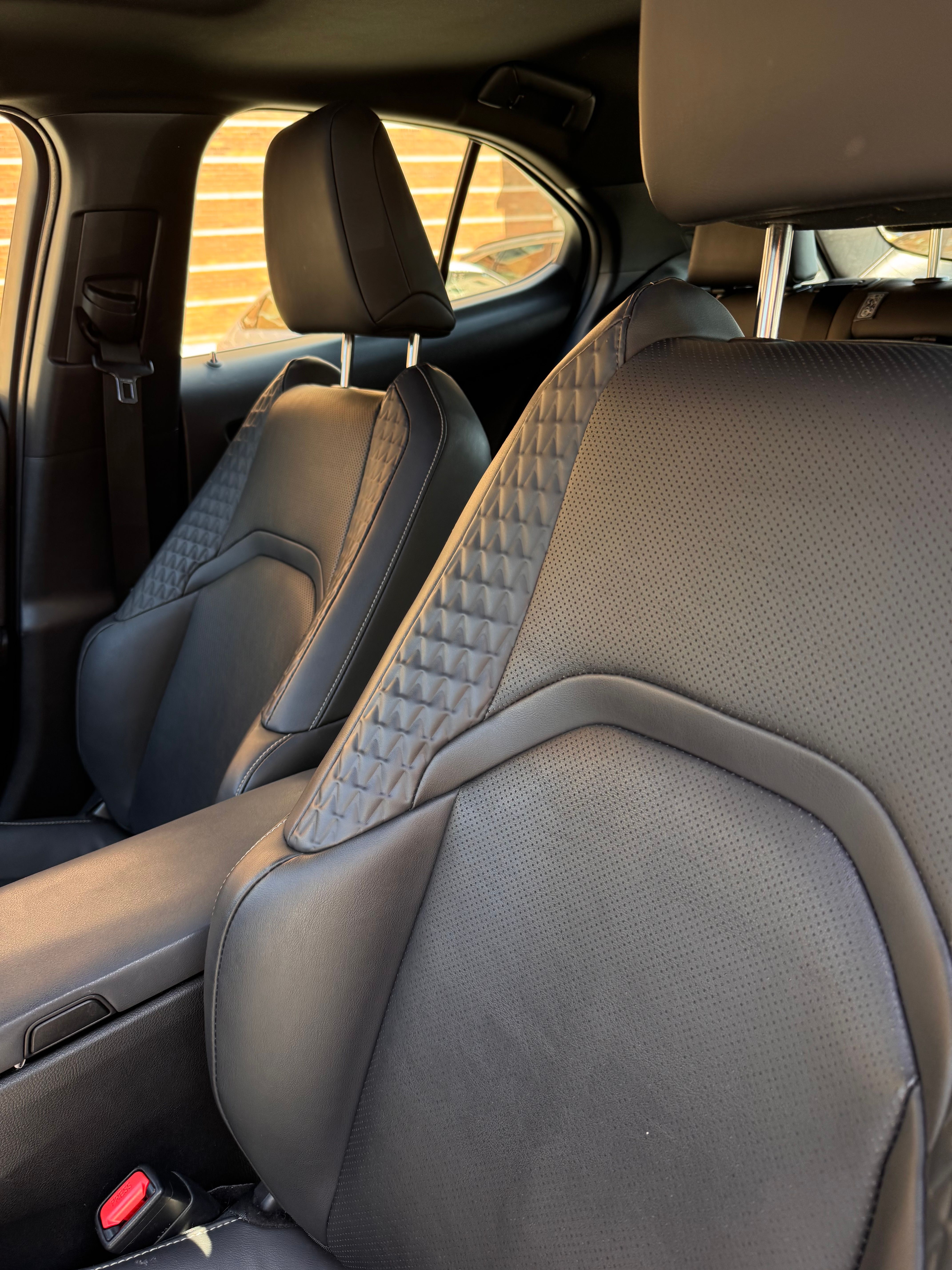 Used 2020 Lexus UX 250h w/ Premium Package AWD/4WD image 16