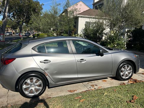Used 2014 MAZDA MAZDA3 i Sport image 8