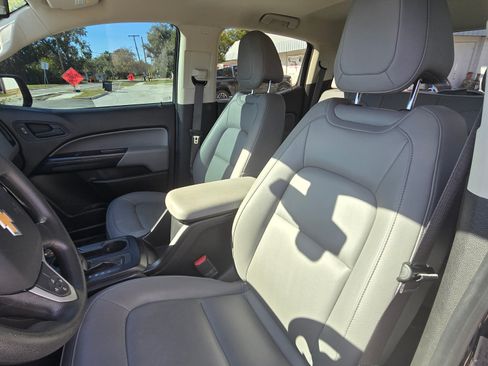 Used 2020 Chevrolet Colorado W/T w/ WT Convenience Package image 13