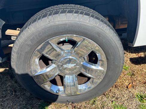 Used 2008 Chevrolet Silverado 1500 LT w/ 1LT Convenience Package image 12