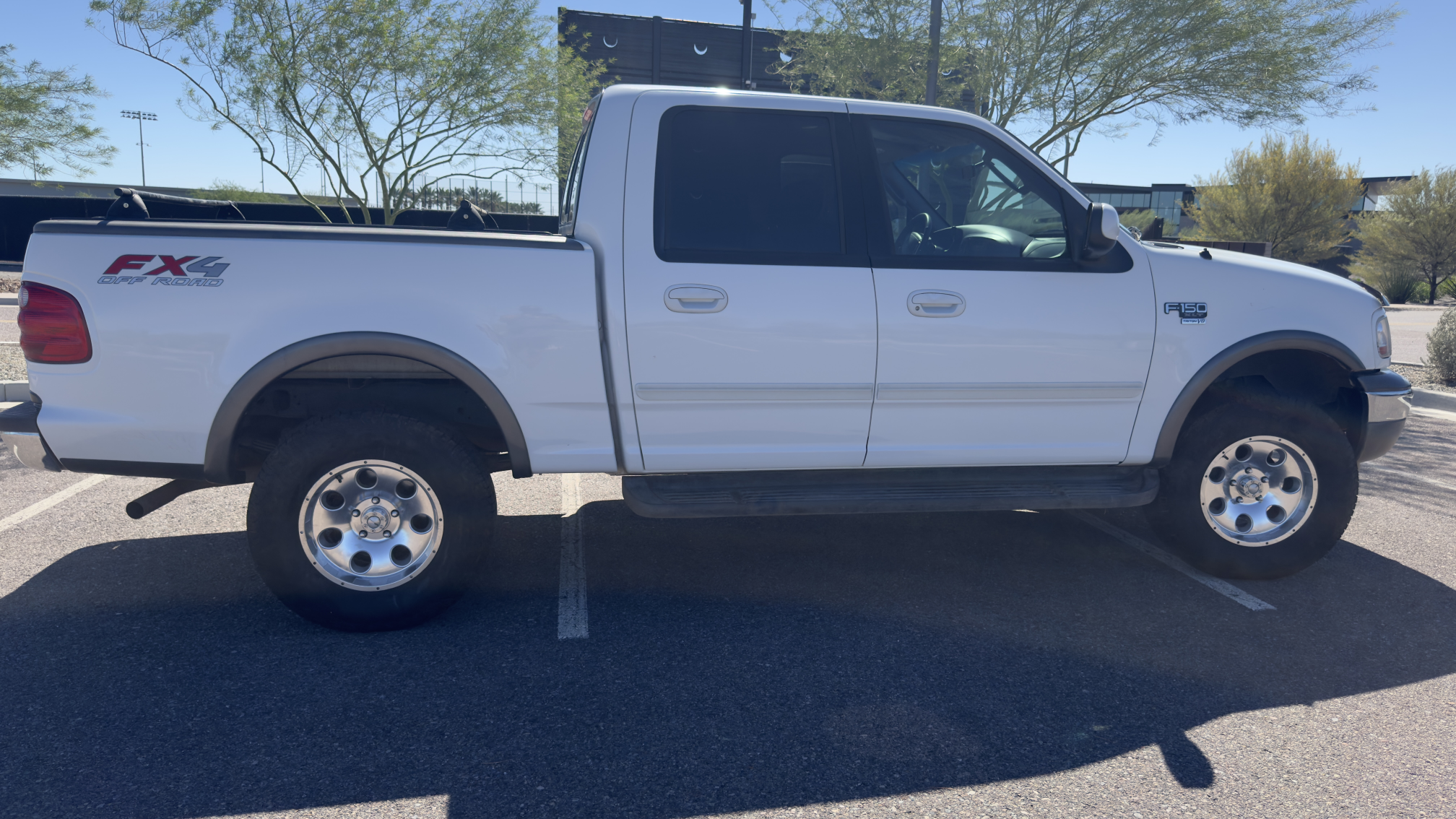 Used 2003 Ford F150 XLT AWD/4WD image 1