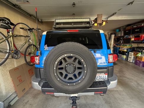 Used 2007 Toyota FJ Cruiser 4WD image 12