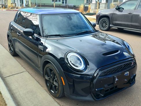 Used 2022 MINI Cooper S image 8