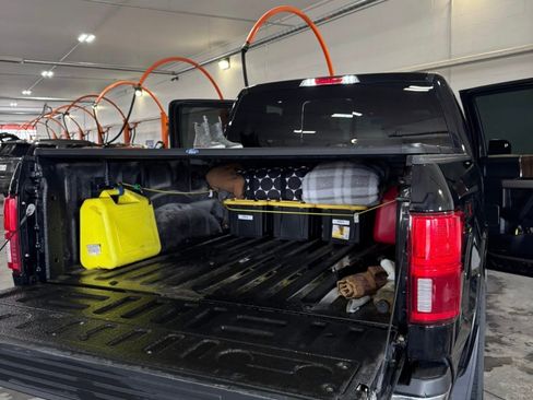 Used 2019 Ford F150 Lariat w/ Equipment Group 502A Luxury image 11