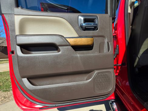 Used 2018 Chevrolet Silverado 1500 LTZ w/ LTZ Plus Package image 14