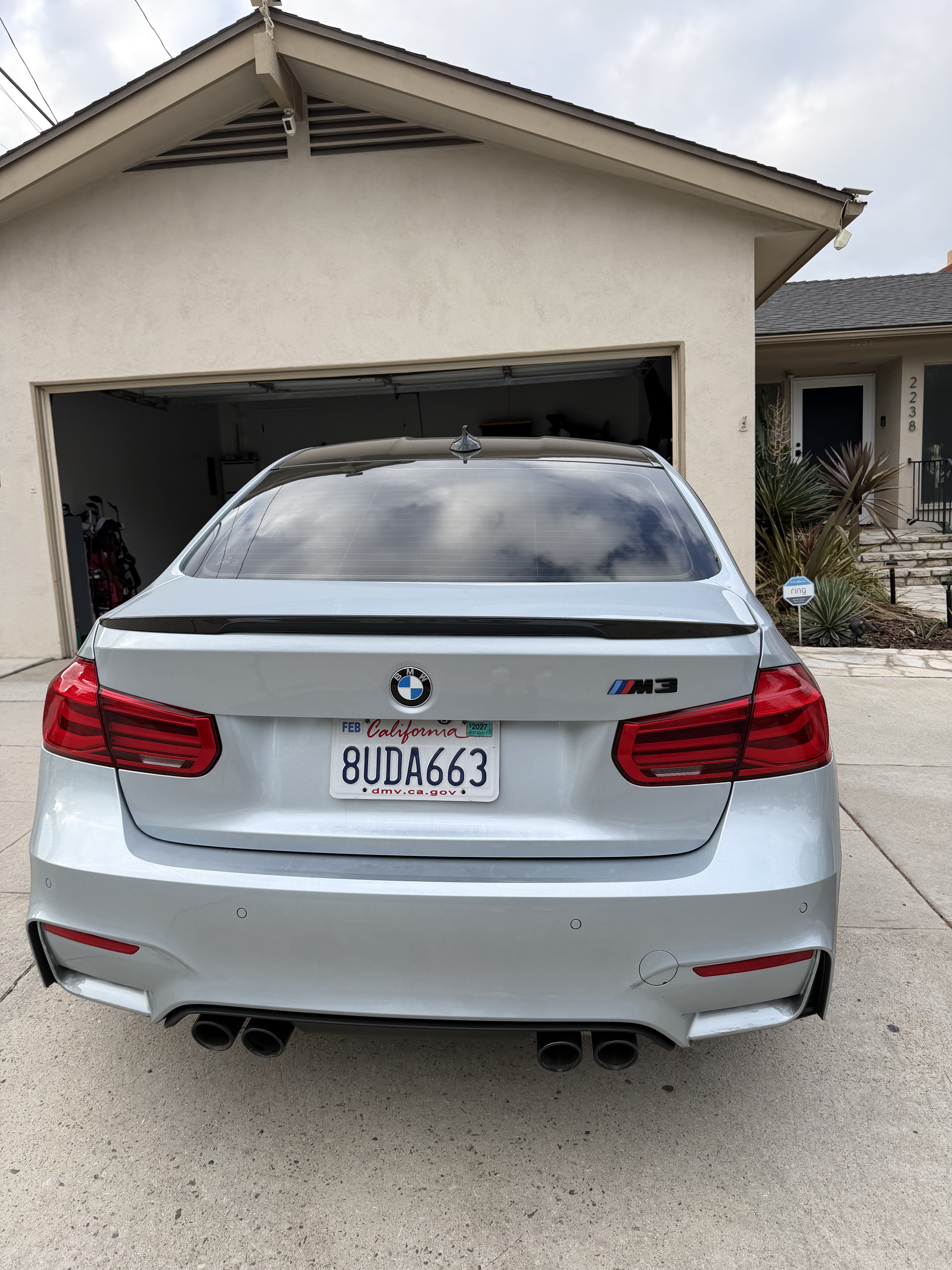 Used 2017 BMW M3 RWD image 8