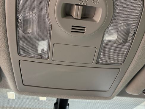 Used 2016 Toyota Prius V Four image 15