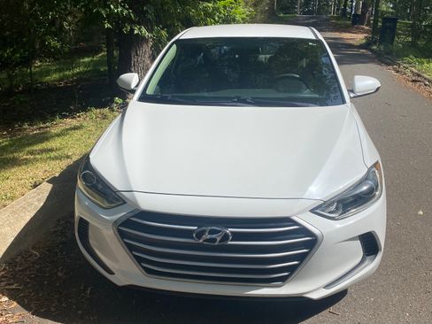 Used 2018 Hyundai Elantra SEL FWD image 8