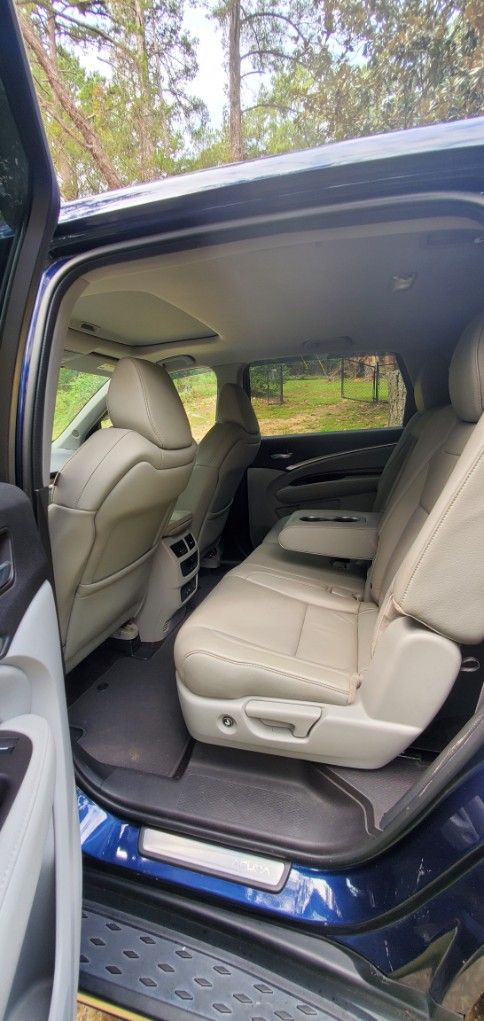 Used 2017 Acura MDX w/ Technology Package AWD/4WD image 18
