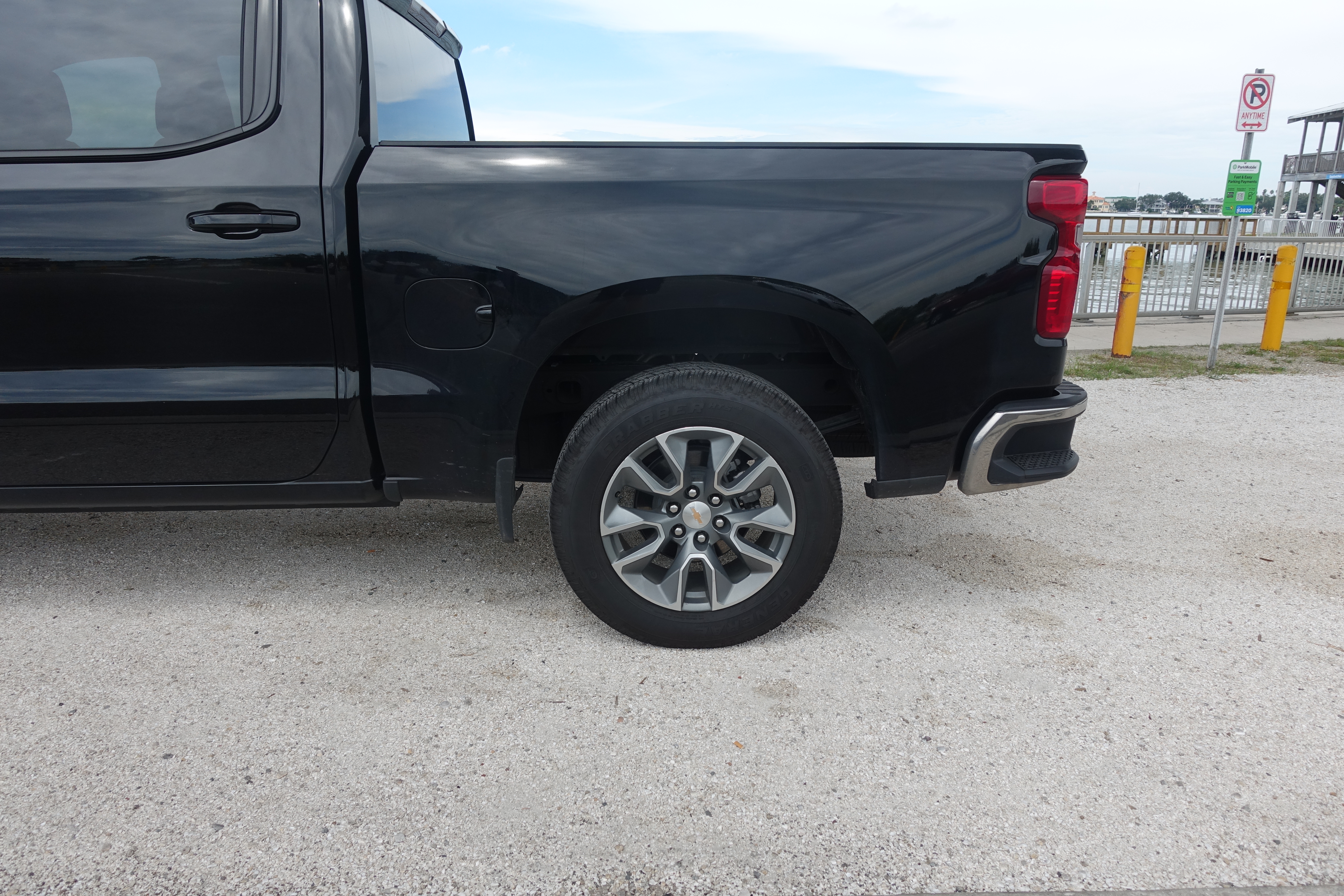 Used 2026 Chevrolet Silverado 1500 LT RWD image 22