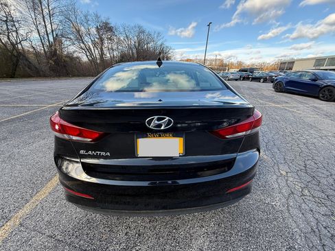 Used 2018 Hyundai Elantra SEL image 4