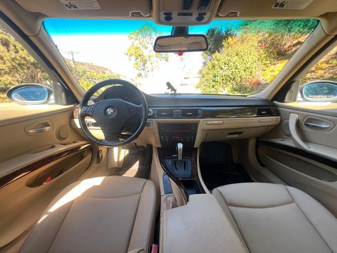 Used 2006 BMW 325i Sedan image 13