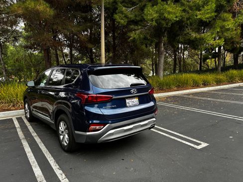 Used 2020 Hyundai Santa Fe SE image 11