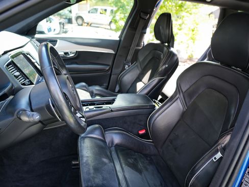 Used 2016 Volvo XC90 T8 R-Design image 10