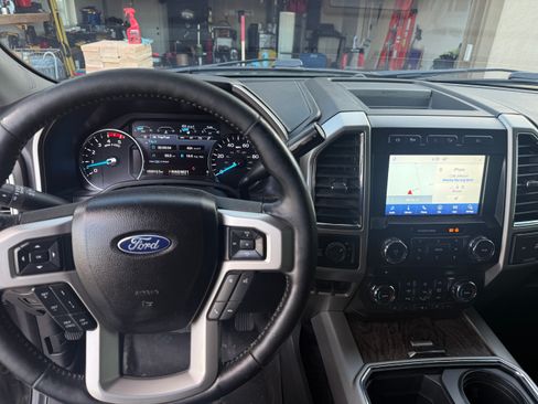 Used 2018 Ford F350 Lariat w/ Lariat Ultimate Package image 12