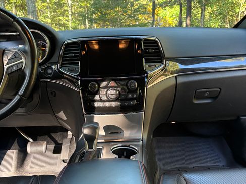 Used 2021 Jeep Grand Cherokee Trailhawk w/ Trailhawk Luxury Group image 15