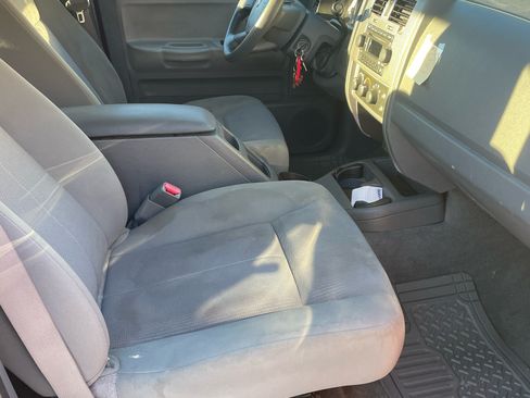 Used 2006 Dodge Dakota SLT w/ Trailer Tow Group image 6