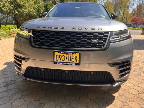 Used 2020 Land Rover Range Rover Velar R-Dynamic S image 2