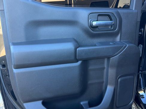 Used 2022 Chevrolet Silverado 1500 Custom RWD image 15