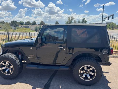 Used 2012 Jeep Wrangler Sahara w/ Dual Top Group AWD/4WD image 2