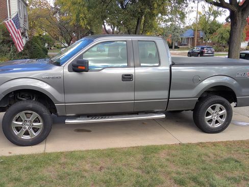 Used 2014 Ford F150 STX w/ Equipment Group 201A Mid image 2