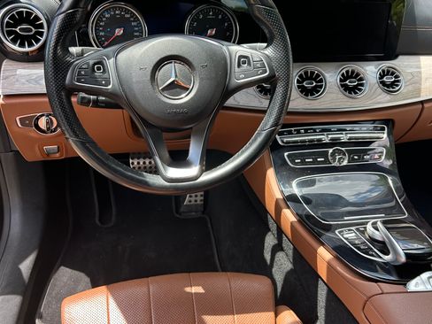 Used 2018 Mercedes-Benz E 400 4MATIC Cabriolet image 5