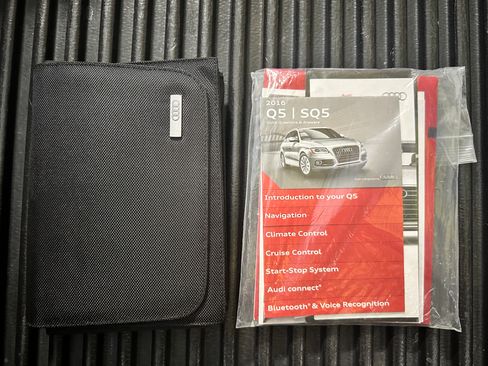 Used 2016 Audi SQ5 Premium Plus AWD/4WD image 24