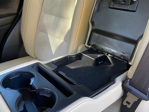 Used 2017 MAZDA CX-5 Touring w/ Preferred Equipment Package image 16