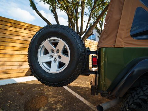 Used 2006 Jeep Wrangler Rubicon image 16