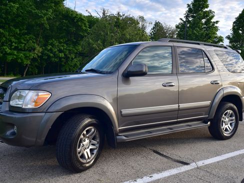 Used 2005 Toyota Sequoia Limited AWD/4WD image 5