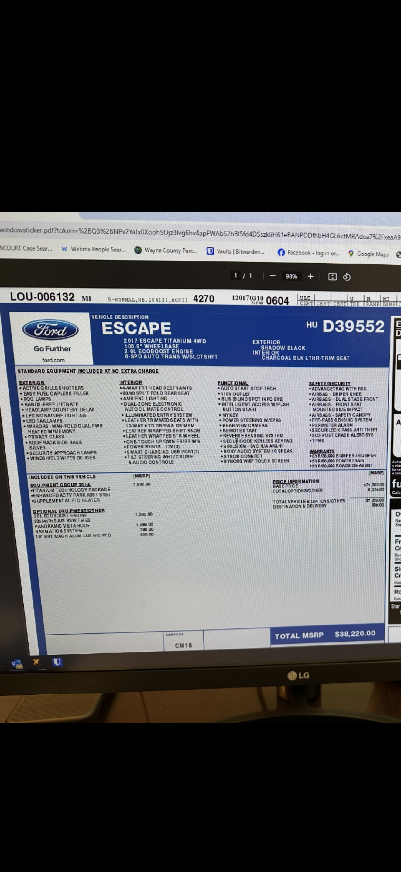 Used 2017 Ford Escape Titanium w/ Equipment Group 301A AWD/4WD image 14
