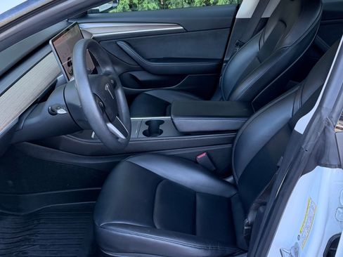 Used 2021 Tesla Model 3 Standard Range Plus RWD image 23