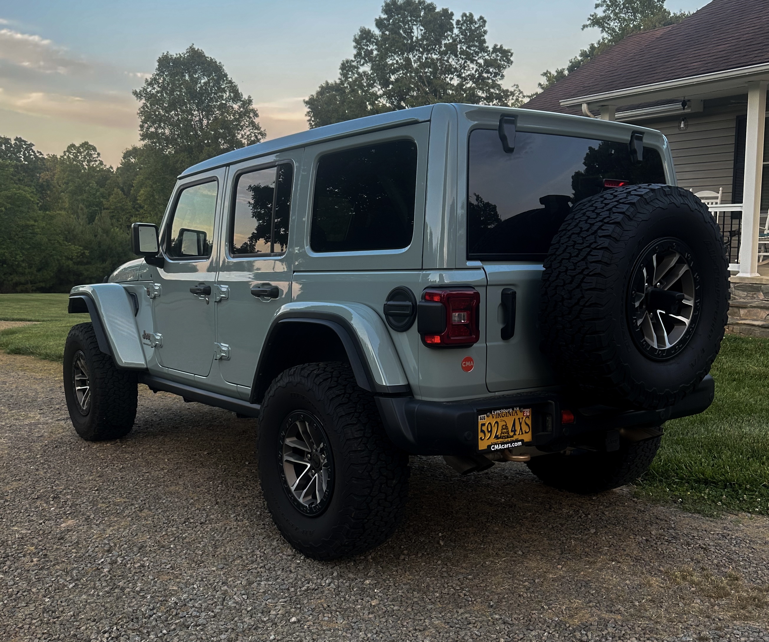 Used 2024 Jeep Wrangler Unlimited Rubicon 392 AWD/4WD image 5