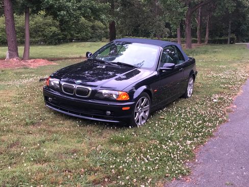 Used 2001 BMW 325Ci Convertible image 1