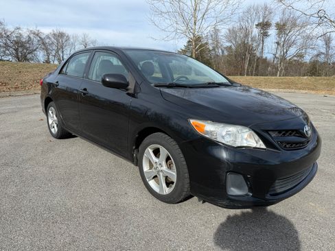 Used 2012 Toyota Corolla LE image 8
