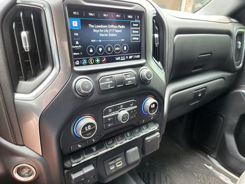 Used 2021 Chevrolet Silverado 3500 LTZ image 11