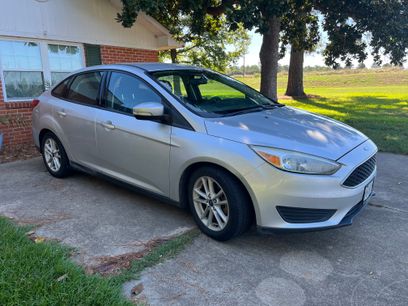 Used 2016 Ford Focus SE