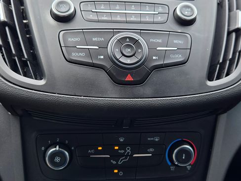 Used 2018 Ford Escape S image 11